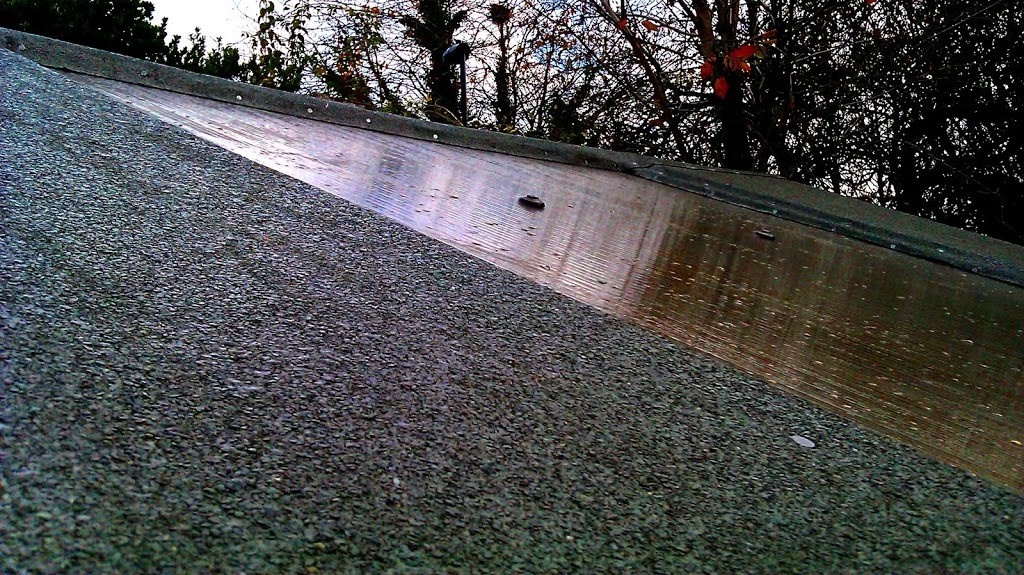 A felt roof with tinyed polycarbonate roof panel