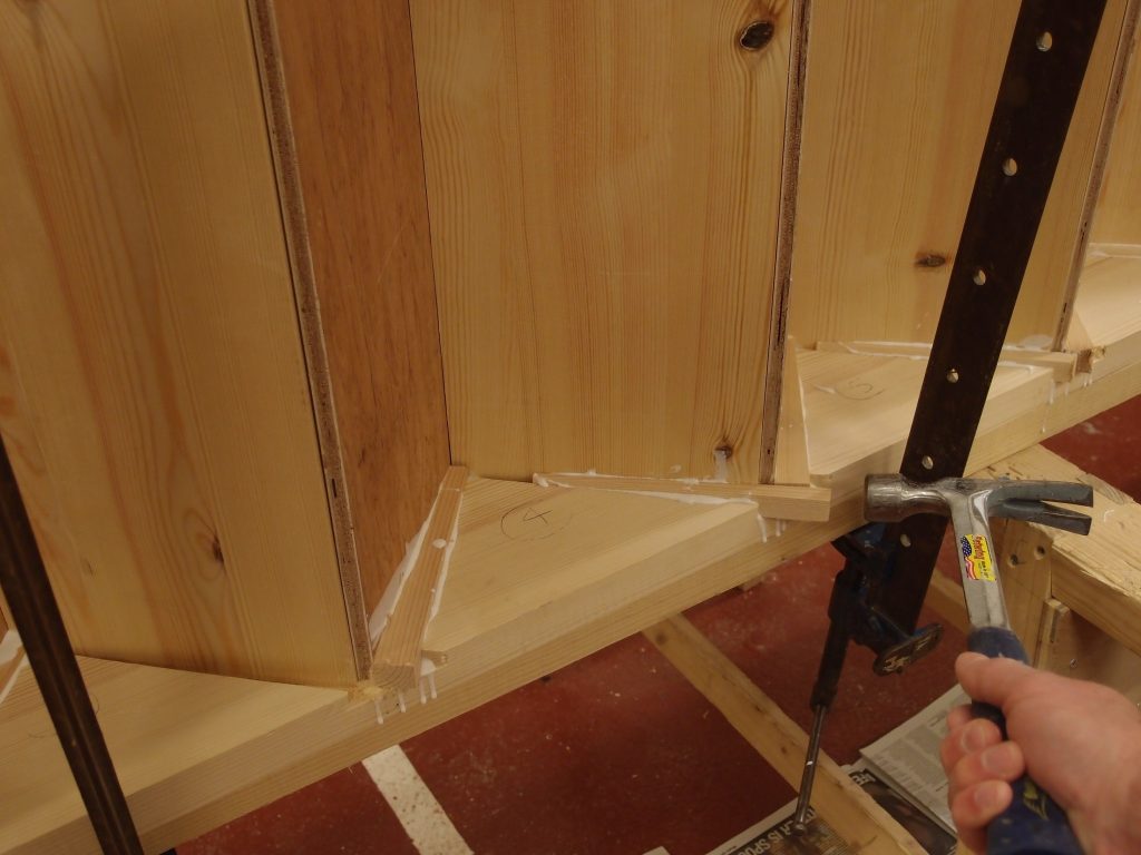 Housing joints